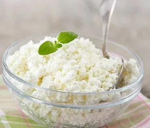 CANADIAN STYLE COTTAGE CHEESE